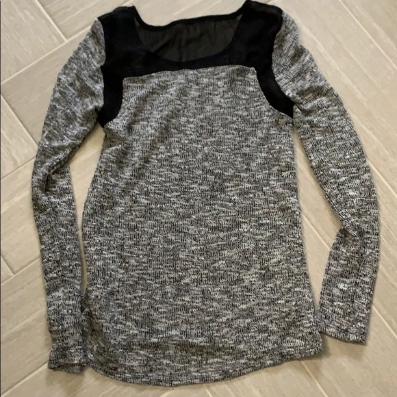 Lightweight Gibson sweater - Picture 3 of 3